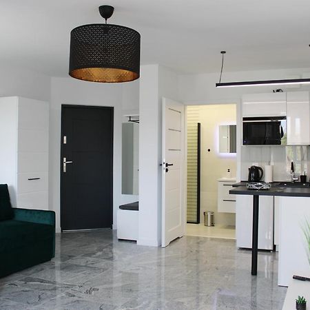 Apartament White-Niska Z Garazem Podziemnym 키엘체 외부 사진